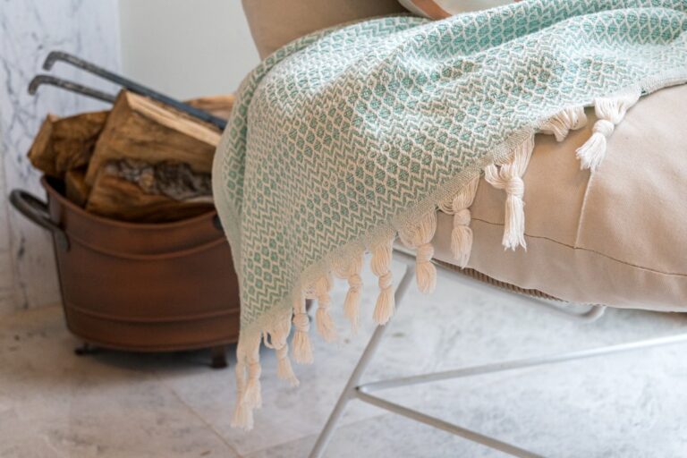 Create a Cozy Atmosphere in Your Home Using NestAuraShop Products